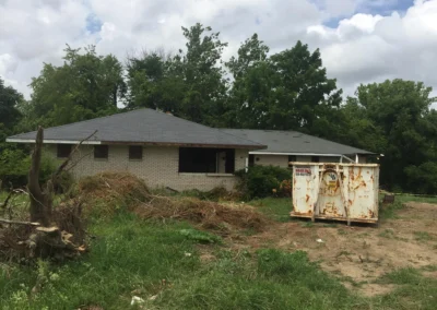 Before Abandoned House (7010 Deer Run) (12) Remodeler Columbus Oh Heitmeyer Build